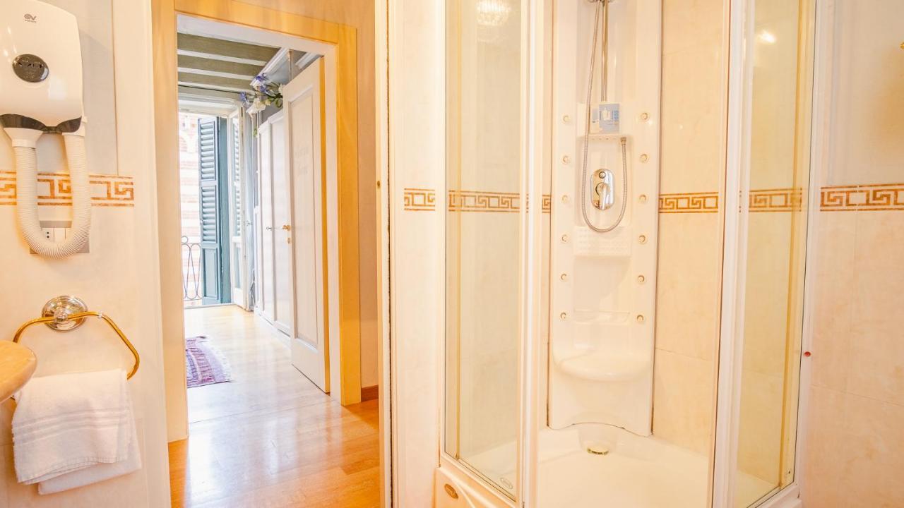 Domus Nova Palace - Italian Homing Βερόνα Εξωτερικό φωτογραφία