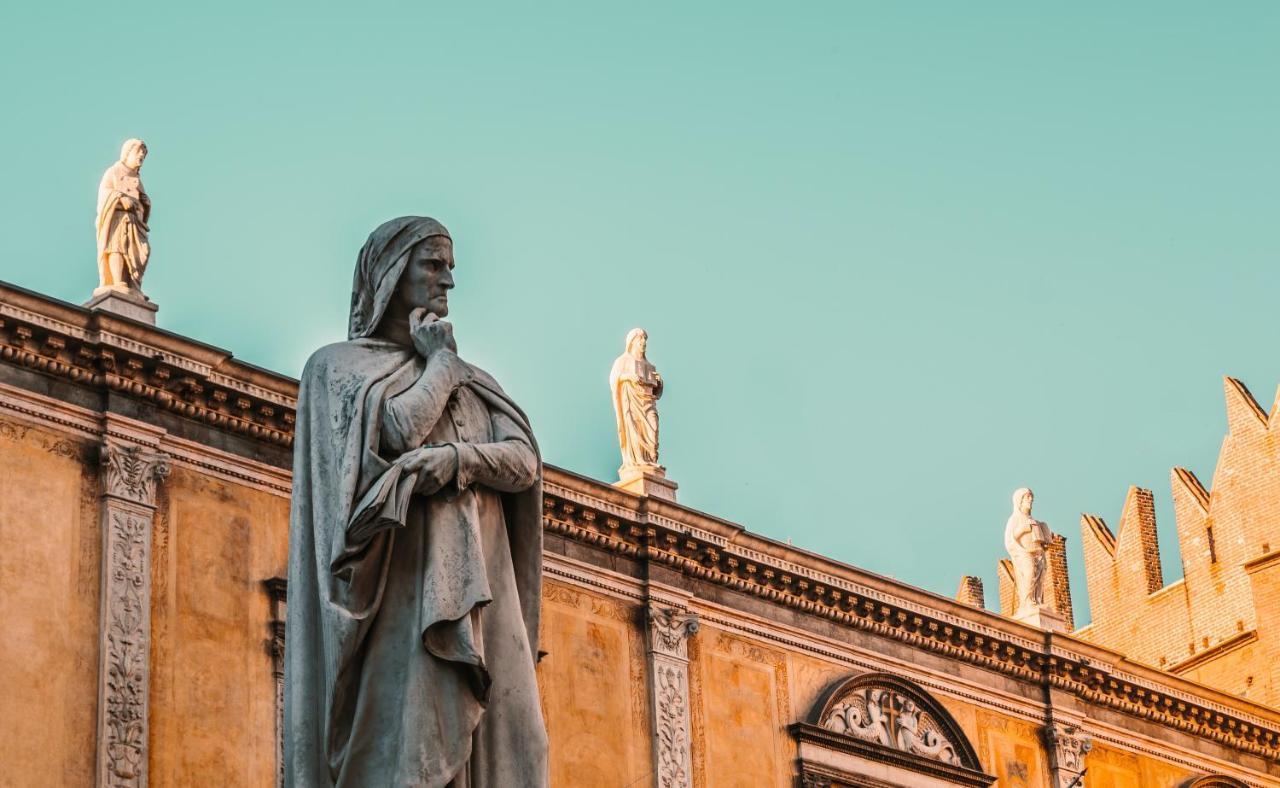 Domus Nova Palace - Italian Homing Βερόνα Εξωτερικό φωτογραφία