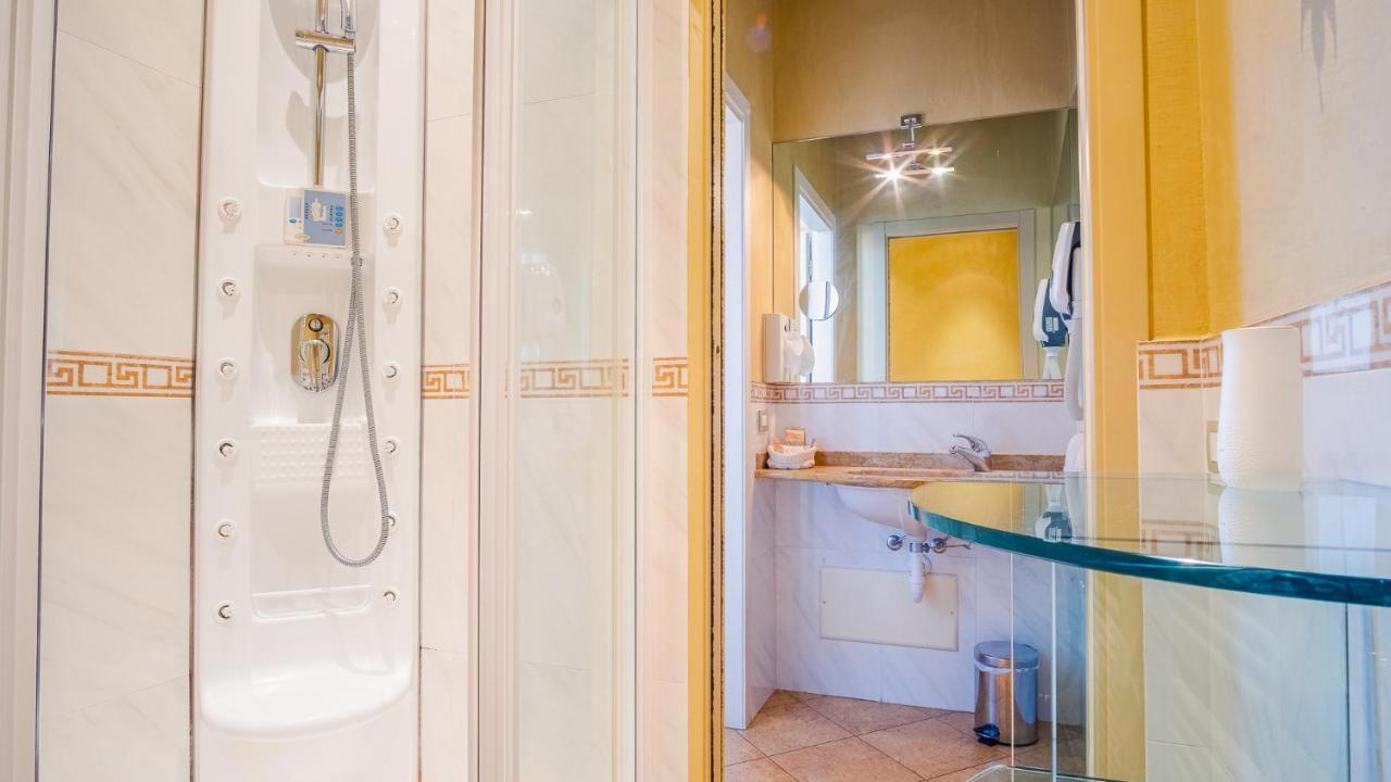 Domus Nova Palace - Italian Homing Βερόνα Εξωτερικό φωτογραφία