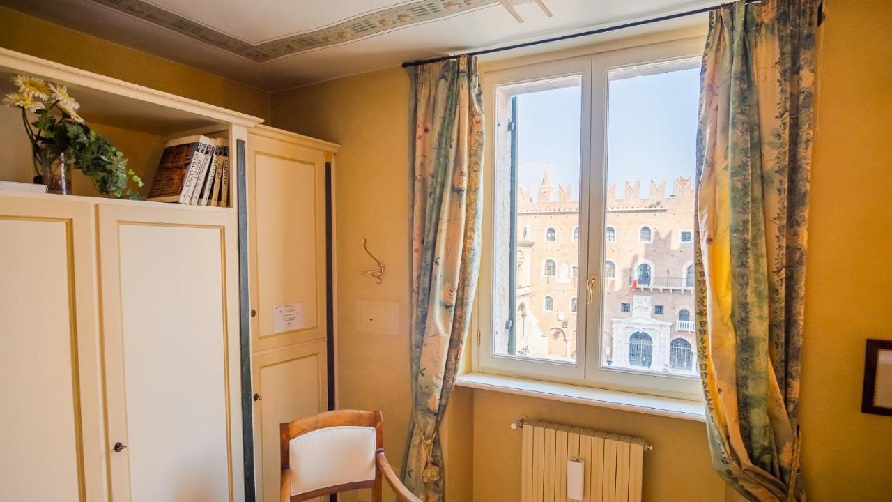 Domus Nova Palace - Italian Homing Βερόνα Εξωτερικό φωτογραφία